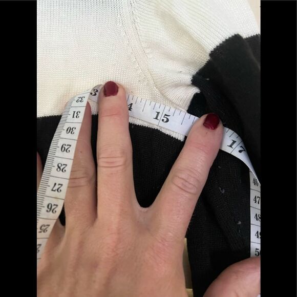 Eliza J sweater vest - Picture 5 of 8